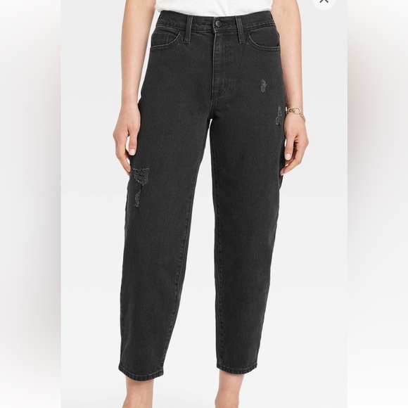 Universal Thread Vintage Straight Leg High Waisted Distressed Black Jeans size 4 - Picture 1 of 8